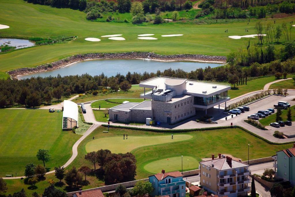 Apartment Golf Crveni Vrh Exterior foto